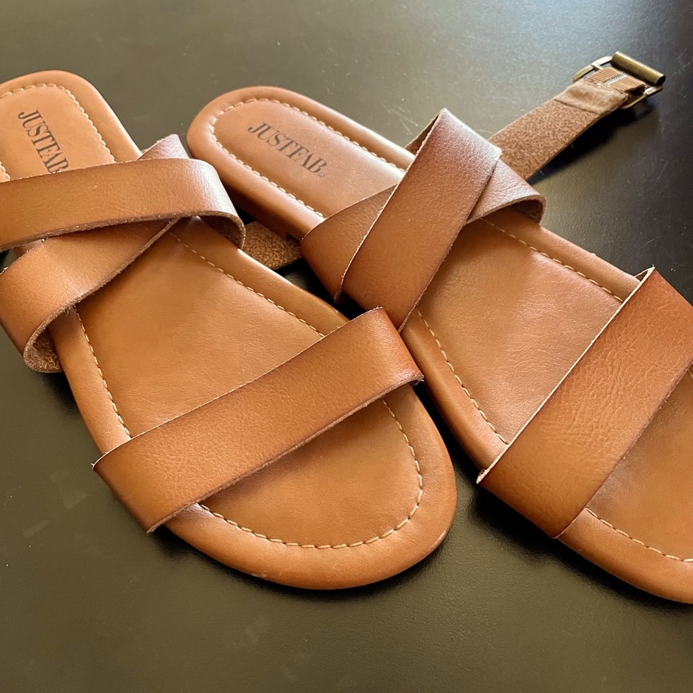 JustFab, Women size 7.5, brown sandal, never worn